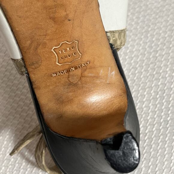 Vintage Salvatore Ferragamo White and Black Slingback Heels. Size 5 B - Picture 11 of 13